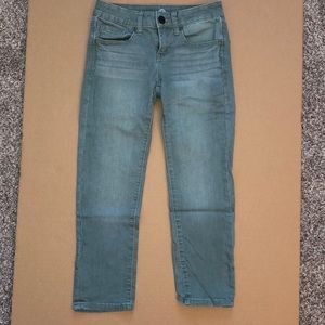 SO Light Green Capri